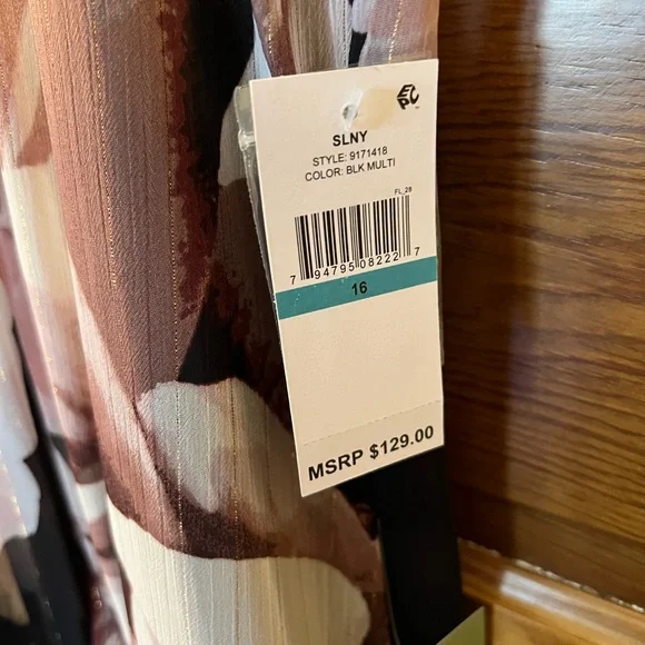 SLNY Black Floral Halter A-Line Party Mardi Gras Dress Side Slit 16 - Picture 4 of 13